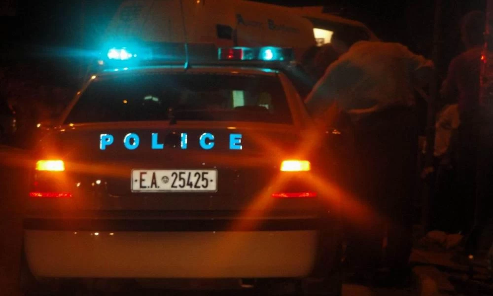 Κορονοϊός: Με περιπολικά απέκλεισαν το χωριό Φούστανη στην Πέλλα